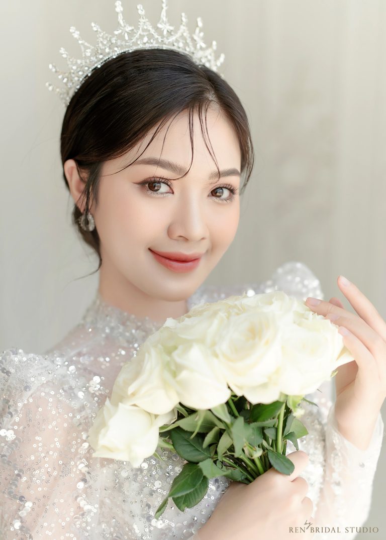 trang-diem-co-dau-tone-Han-xu-huong-2025