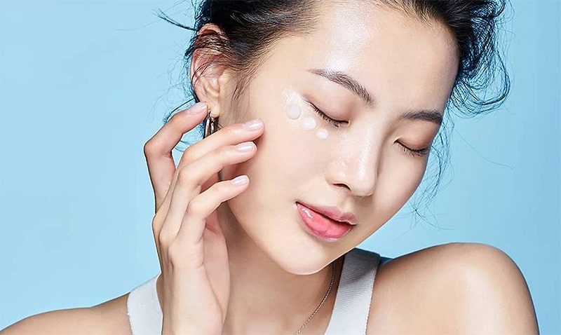 dùng kem dưỡng ẩm cho da đúng cách